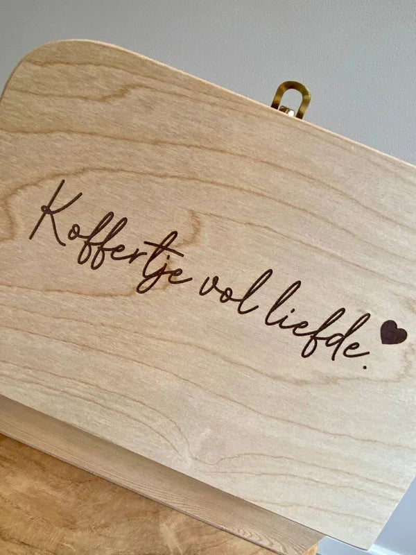 Geboortecadeau - "Koffertje vol liefde" (SET MET BIJTRING)