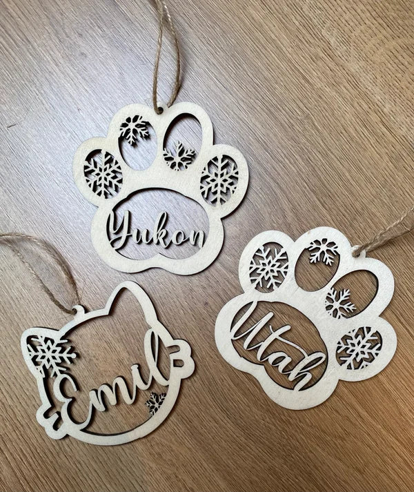 Houten kerstbal gepersonaliseerd