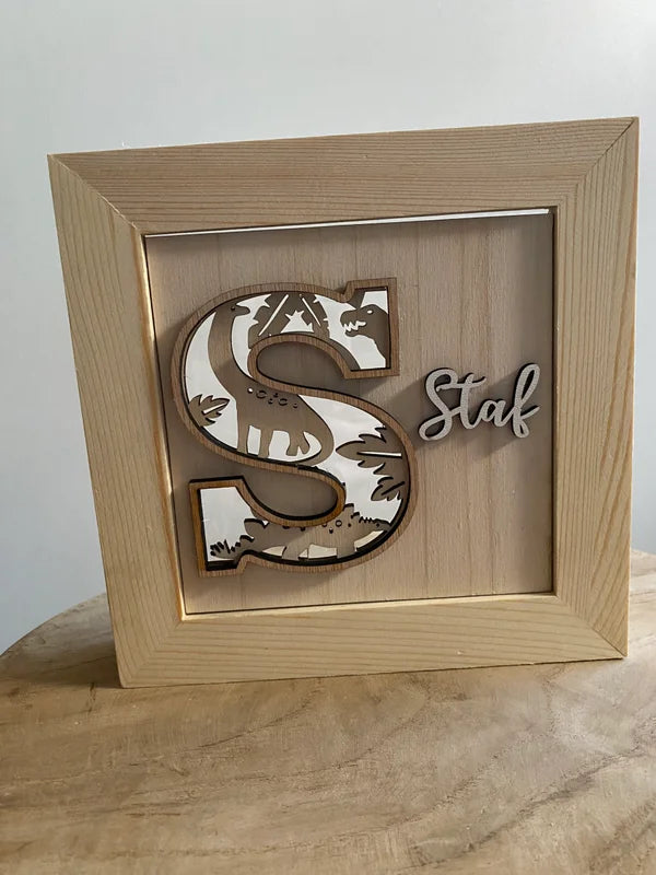 Gepersonaliseerde spaarpot - Dinoletter - Hout