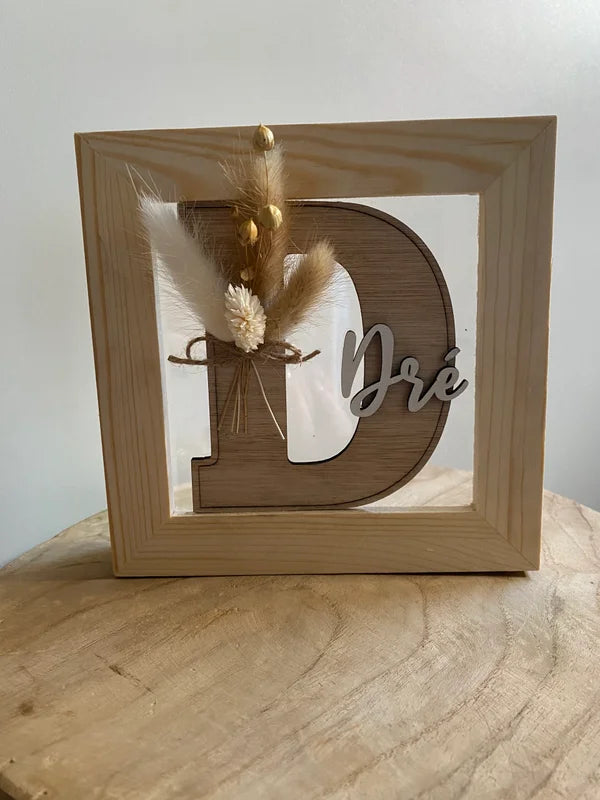 Gepersonaliseerde spaarpot - Naam + Bloem - Hout