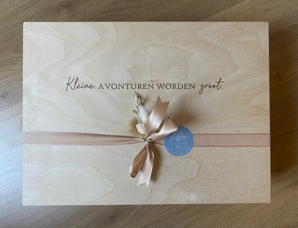 Herinneringskoffer met gravure