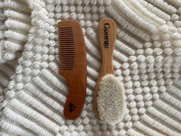 SET gegraveerde kam & borstel