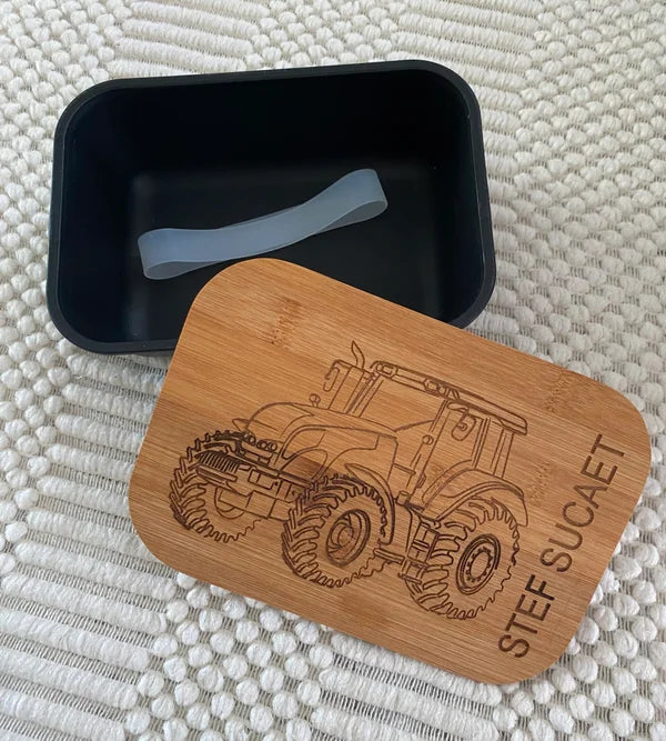 Brooddoos gegraveerd — ZWART